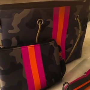 New WOT Neoprene pocketbook/tote